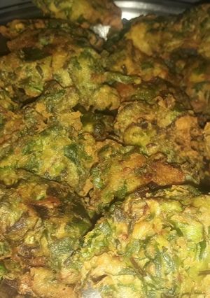 A picture of Green vegetables Bhajiya.