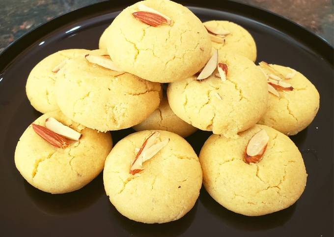 Recipe of Exotic Nankhatai Recipe | Eggless Nankhatai | Indian cookies | Mouth melting Crunchy Nankhatai for Breakfast Food
