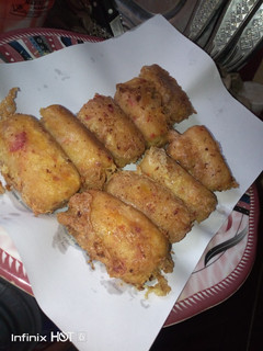A picture of Yam rolls.