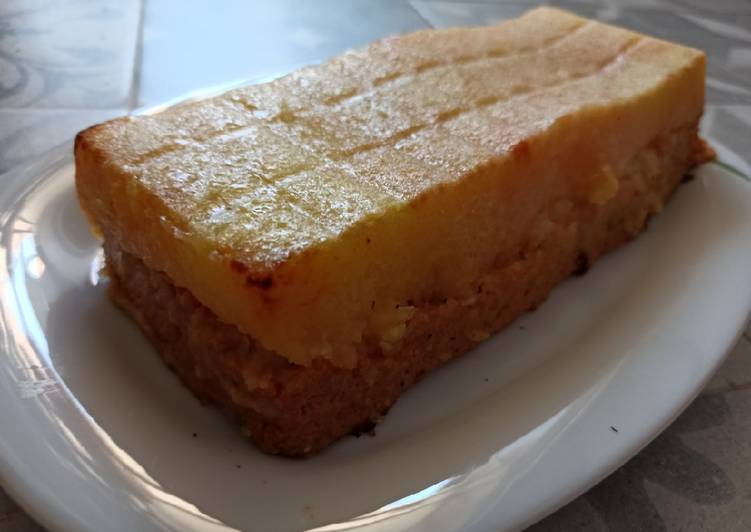 Pastel de carne y patata con sobras de la barbacoa