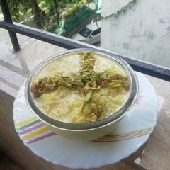 A picture of Kesar Rabdi Kheer.