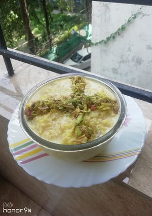 A picture of Kesar Rabdi Kheer.