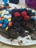 Brownie relleno de galleta oreo y dulce de leche