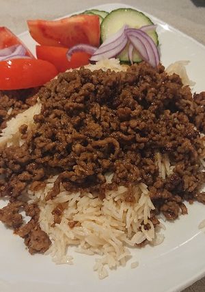 A picture of Vietnamese Caramelised Pork Bowls.