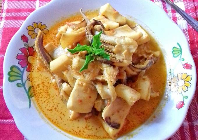 Gulai Sotong Padang