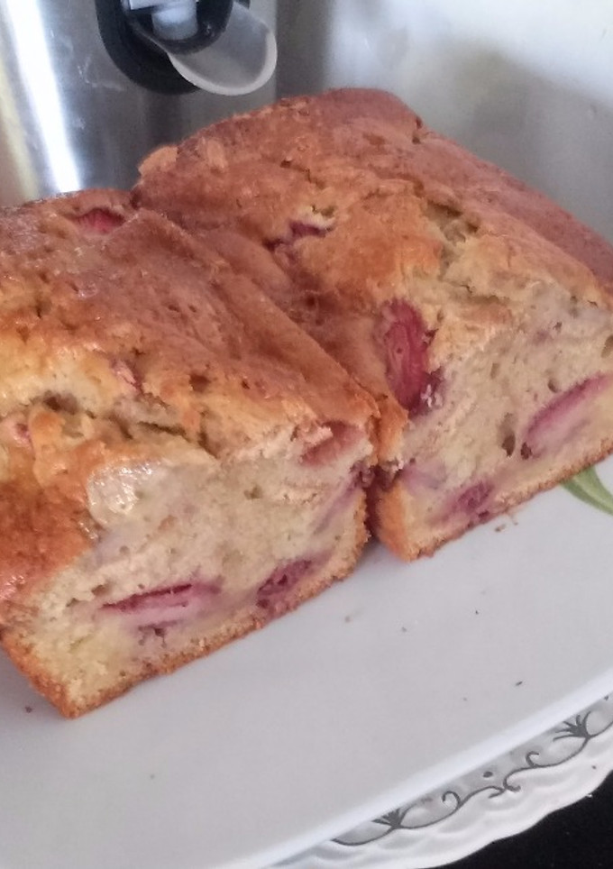 Una foto de Pastel de yogur con frutas