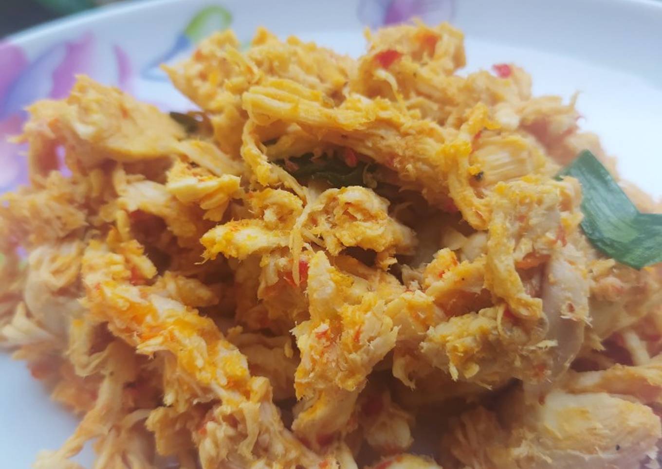 Ayam suwir balado