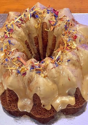 A picture of Kahlua Cake.