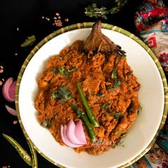 A picture of Soya Baingan Bharta.