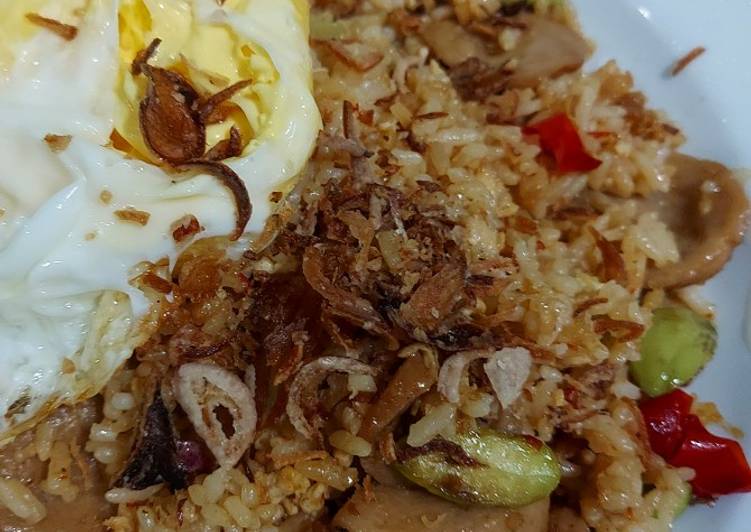 Cara Membuat Nasi Goreng Pete klasik Enak Banget