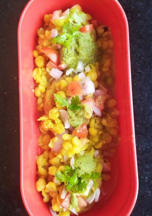 A picture of Ragda pattice.