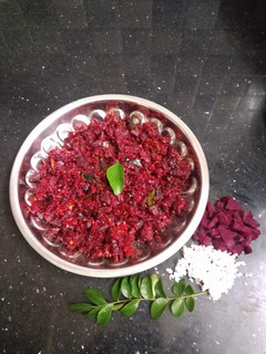 *பீட்ரூட், தேங்காய், பொரியல்*(beetroot poriyal recipe in tamil) செய்முறை முக்கிய புகைப்படம்