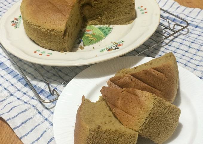 Ogura Matcha Cake