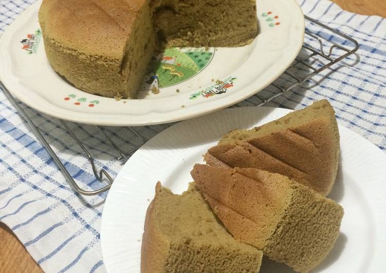 Ogura Matcha Cake
