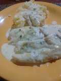Filet de merluza en crema de roquefort