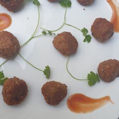 A picture of Cabbage,carrot balls.