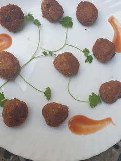 A picture of Cabbage,carrot balls.