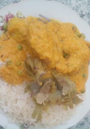 Una foto de Pollo a la arequipeña con alcachofas