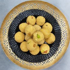 A picture of Rava Besan Ladu.