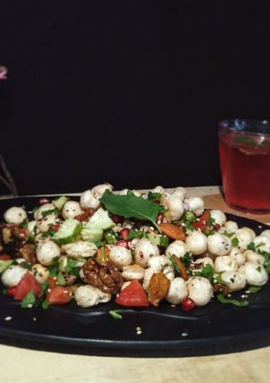 A picture of Healthy Makhaana Salad with fruits veggies and nuts.