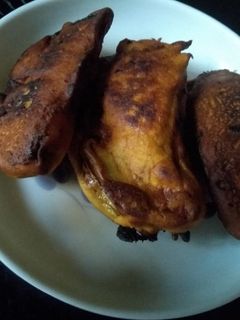 बैंगन के पकौड़े (Baingan ke pakore recipe in hindi) रेसिपी मुख्य फोटो