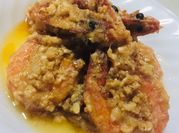 A picture of cornstarch shrimp