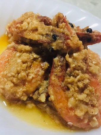 Easy Steps to Prepare Recipes Soju Drunken Prawns in Salted Egg and Coco Cream Sauce the Delicious Perfect.