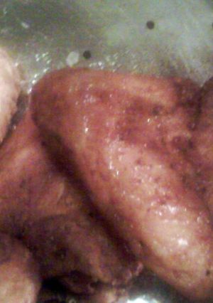 A picture of fried chicken pieces®.