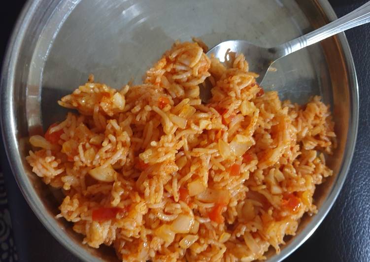 Onion tomato fried rice