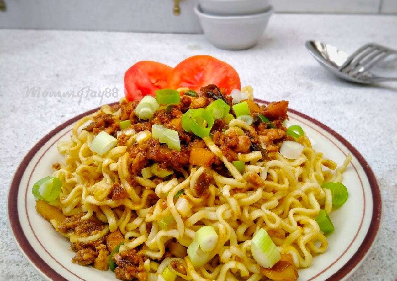Mie Goreng Pedes Manis ala Mie Gacoan