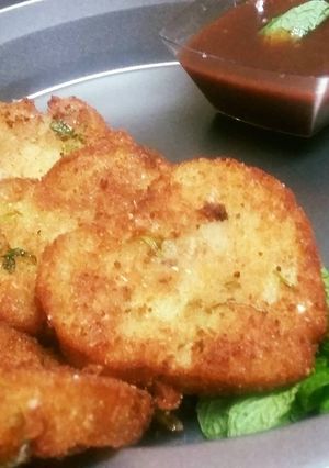 A picture of Aloo Tikki.