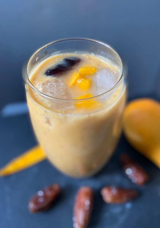 A picture of Dates and Mango Lassi#Ramadan.