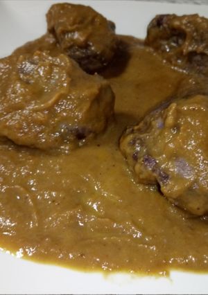 Foto principal de Carrilleras con salsa de vino y manzana en Olla GM G