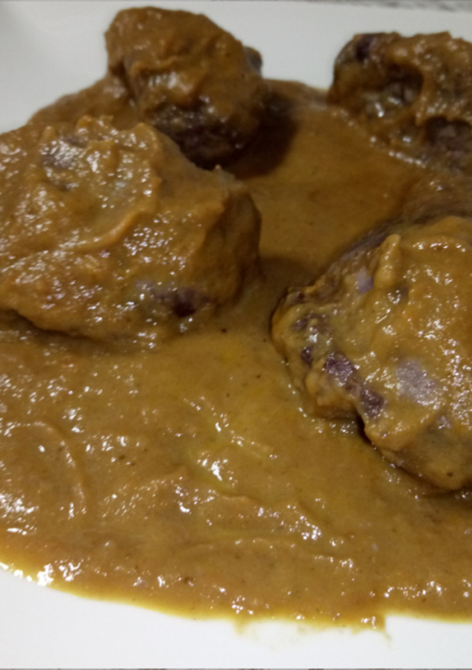 Una foto de Carrilleras con salsa de vino y manzana en Olla GM G