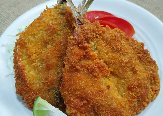 Langkah Mudah untuk Membuat Ikan Kembung Katsu (Deep Fried Mackerel), Sempurna