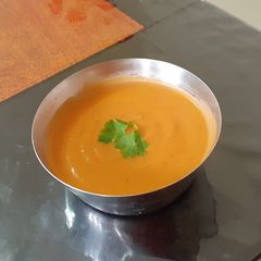 A picture of Carrot soup in pressure cooker.