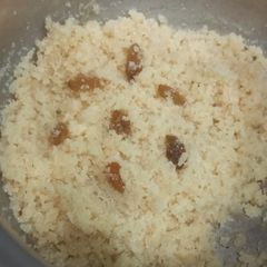 A picture of Diet Sooji Ka Halwa.