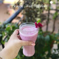 A picture of Dragon Fruit Milkshake.