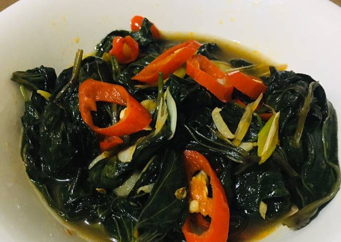 Bagaimana Membuat Tumis Daun Ubi Belacan yang Enak Banget