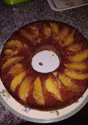 Una foto de Torta de manzana invertida rápida