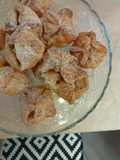 Mini Apple Pies with Vanilla Cream