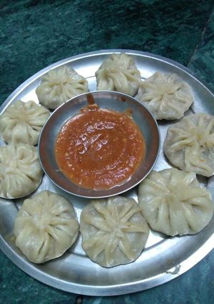 A picture of Steamed momos.