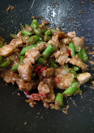 รูปของ ผัดกะปิกับหมูสามชั้น