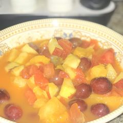 A picture of Fruit Salad.