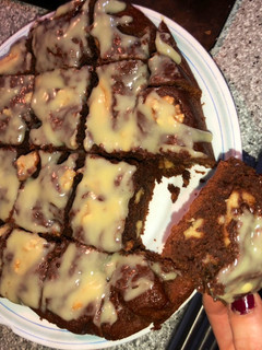 Una foto de Brownie original con cobertura de chocolate blanco