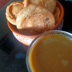 A picture of Layered Mathri.