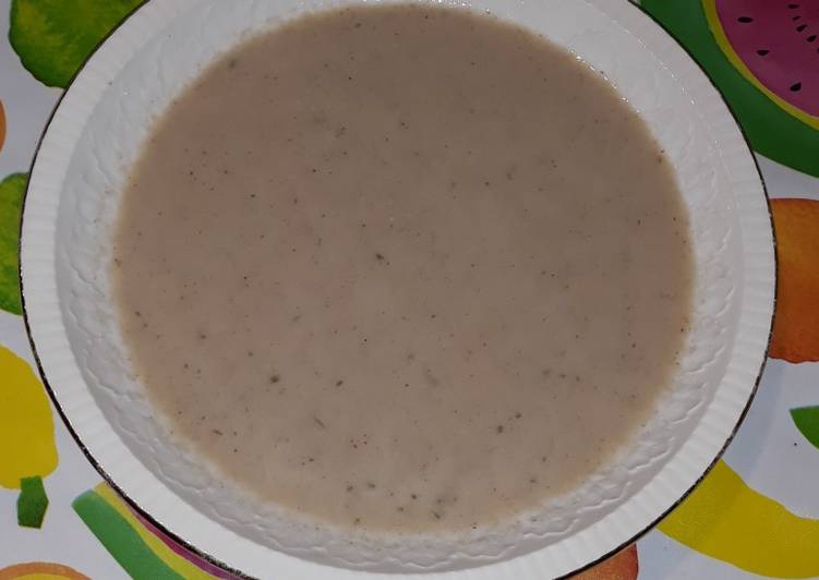 Crema de shiitakes con tomillo fresco