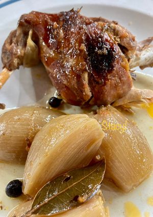 A picture of Rabbit Stifado.