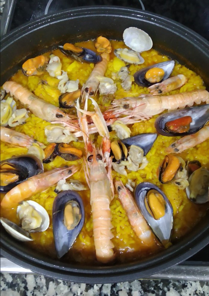Una foto de Paella rápida