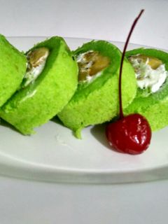 Foto resep Roll Cake Pandan Isi Pisang